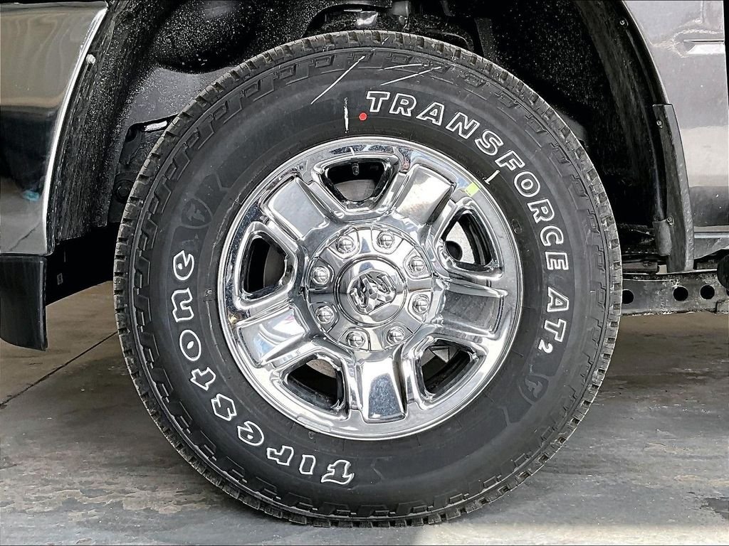 New 2026 Granite Crystal Metallic Clear-Coat Exterior Paint RAM Tradesman image 8