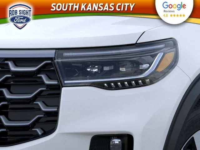 New 2026 Star White Metallic Tri-Coat Ford Platinum™ image 18