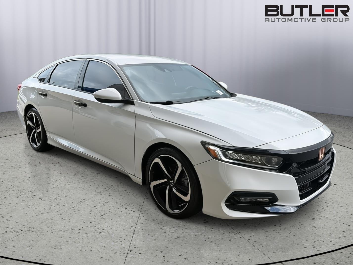 Used 2019 Platinum White Pearl Honda Sport image 8