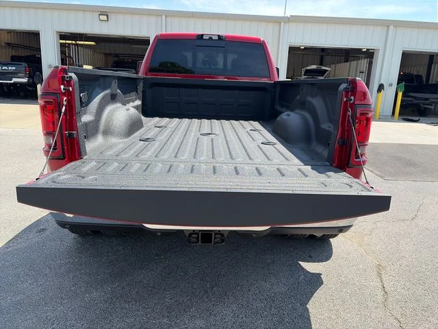 New 2026 Molten Red Pearl-Coat Exterior Paint RAM Tradesman image 22