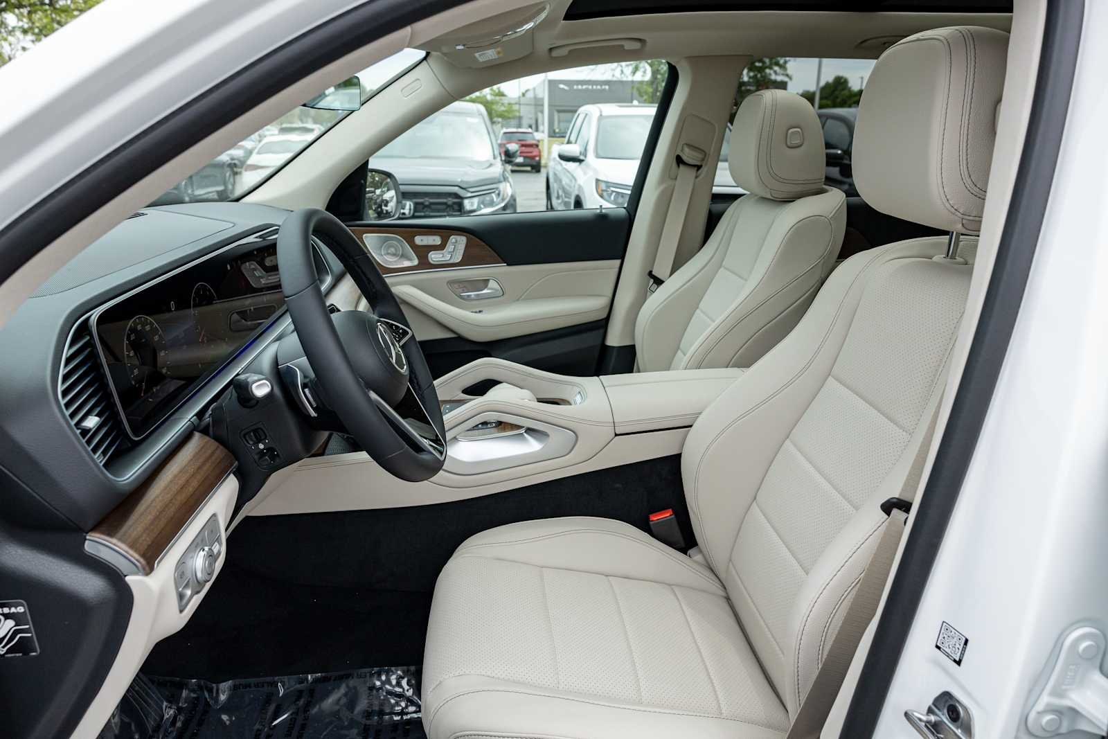 New 2026 Polar White Mercedes-Benz GLE 450 image 24