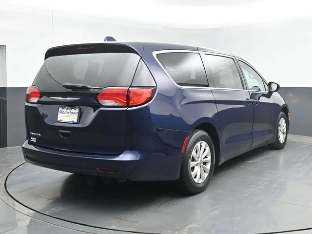 Used 2017 Blue Chrysler Touring image 13