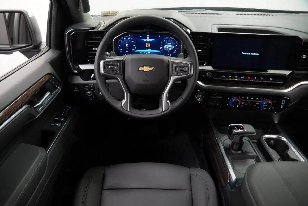 New 2026 Sterling Gray Metallic Chevrolet LT image 21