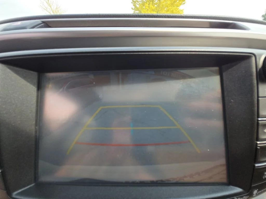 Used 2016 White Toyota XLE image 16