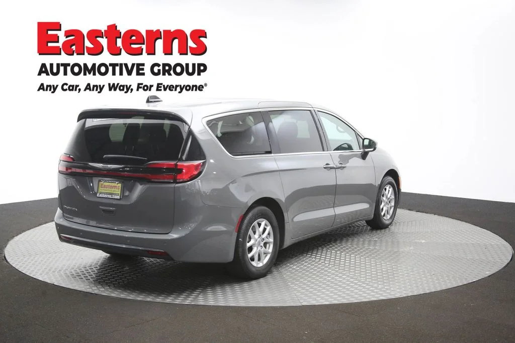 Used 2023 White Chrysler Touring L image 41