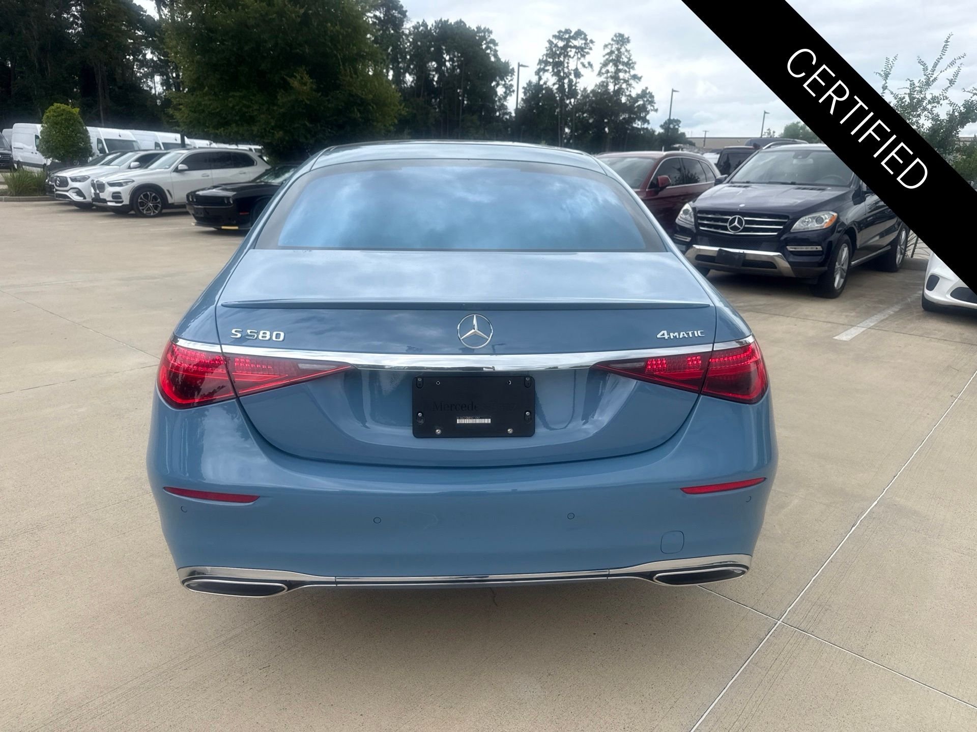 Certified Used 2023 MANUFAKTUR China Blue Solid Mercedes-Benz S 580 image 5