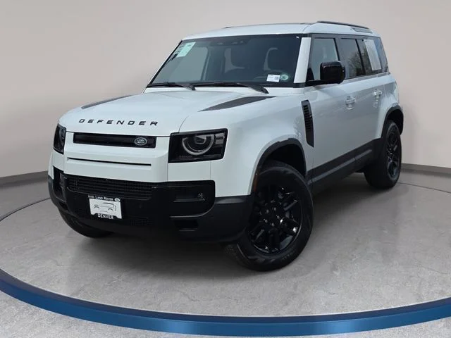 2026 Land Rover Defender 110 S P300's photo