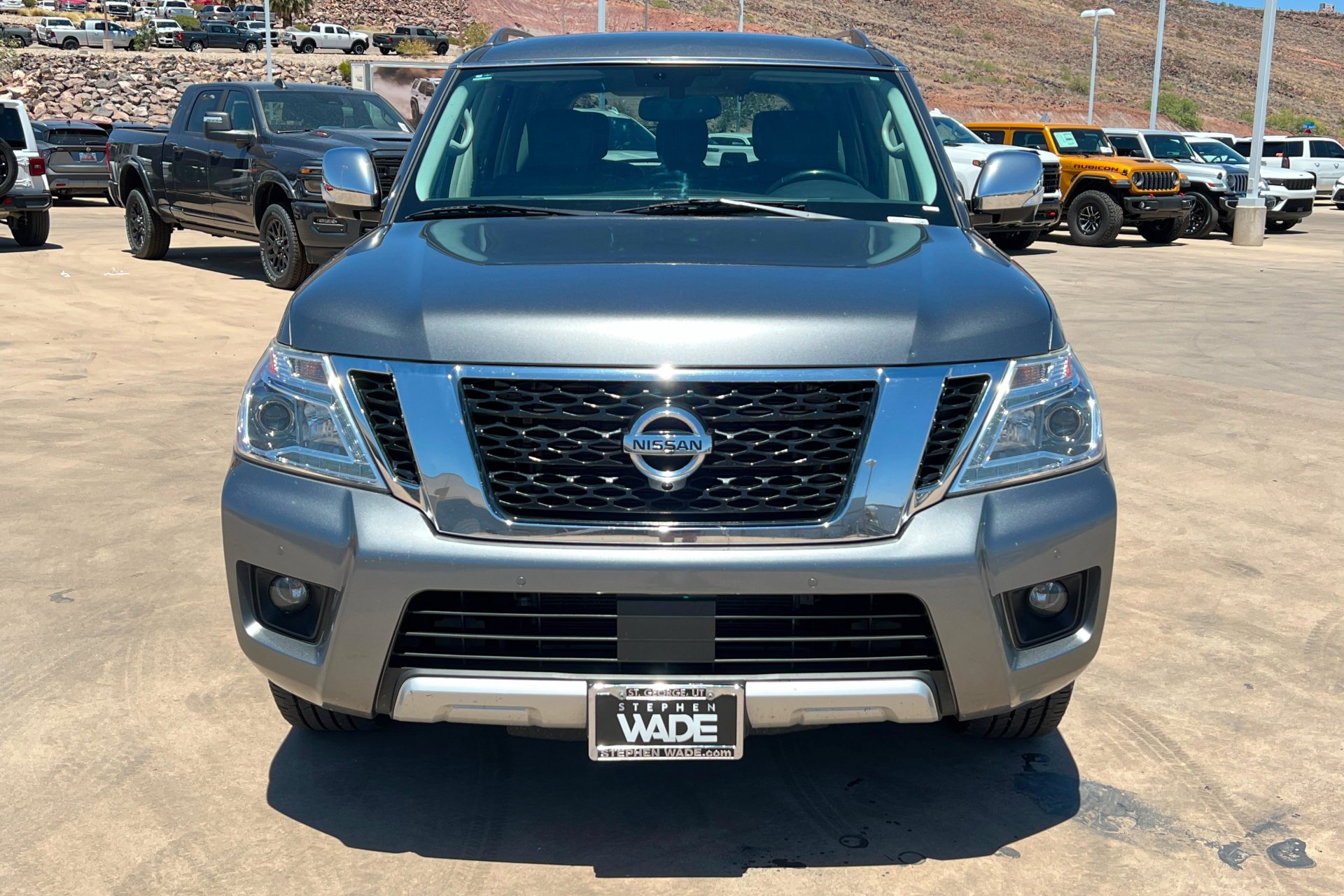 Used 2018 Gun Metallic Nissan SL image 9
