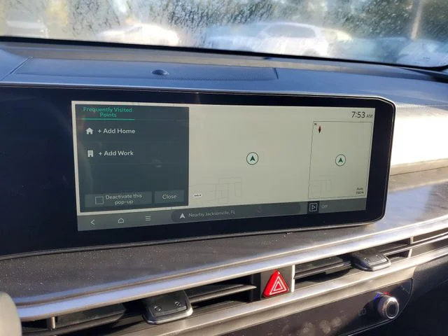 New 2025 Glacial White Pearl Kia S image 16