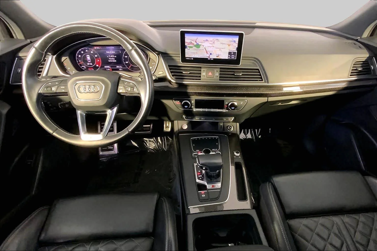 Used 2019 Florett Silver Metallic Audi Premium Plus image 16