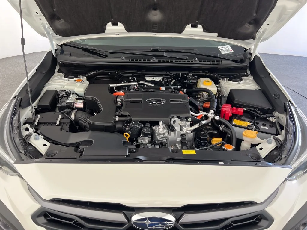 New 2026 CRYSTAL WHITE PEARL Subaru Limited Hybrid image 24