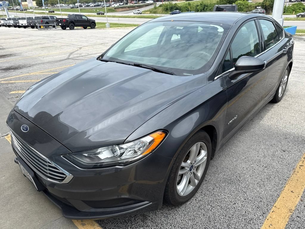 Used 2018 Magnetic Ford SE image 1
