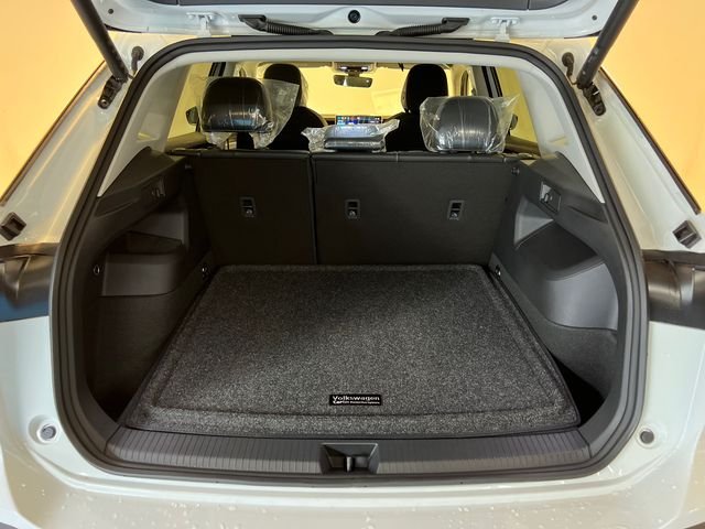New 2026 White Volkswagen 2.0T SE image 5