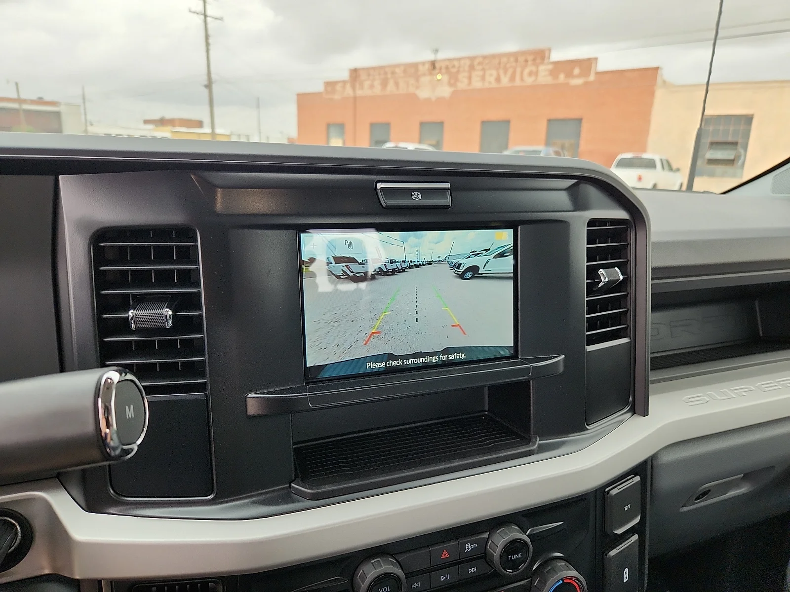 New 2026 Oxford White Ford F-250® XL image 23