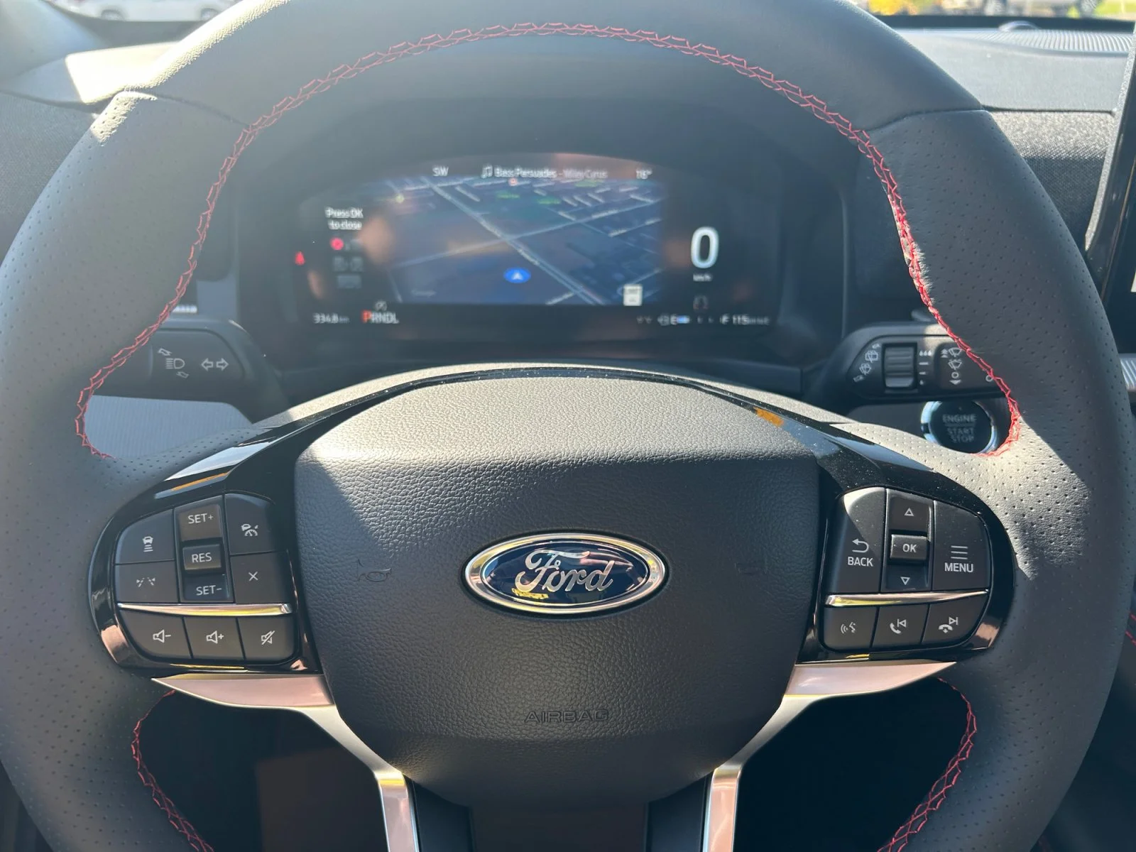 New 2027 Agate Black Metallic Ford ST-Line image 21