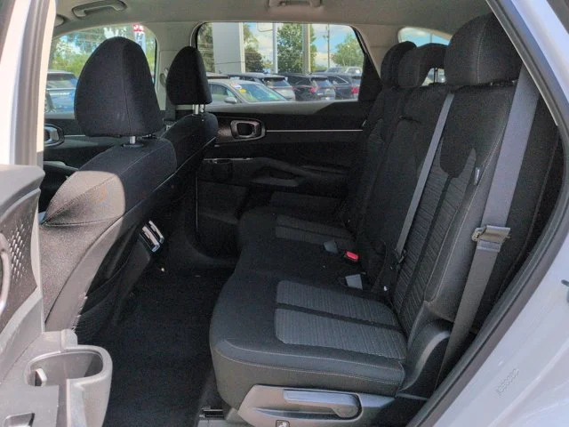 New 2026 Glacial White Pearl Kia LX image 14