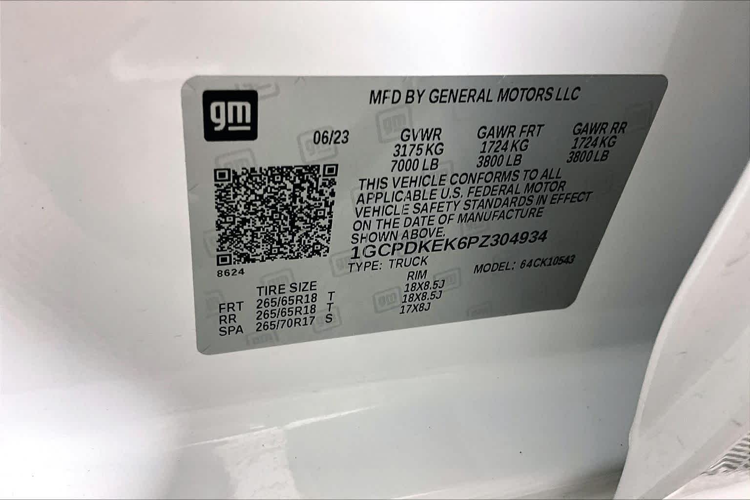 Used 2023 Summit White Chevrolet LT (2FL) image 36