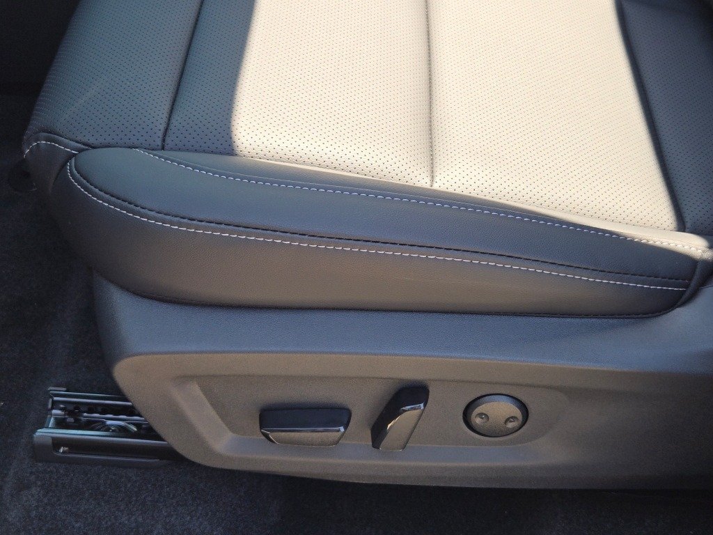 New 2026 Aurora Blue Pearl Metallic Nissan SL image 23