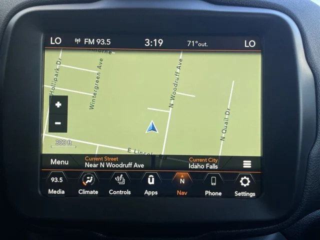 Used 2023 White Jeep Trailhawk image 18