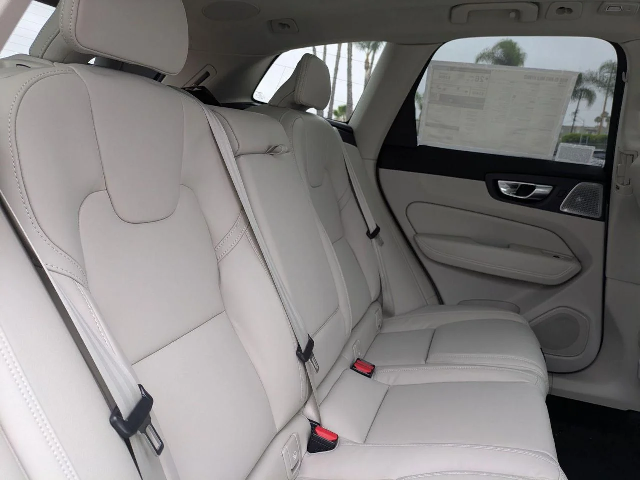 New 2026 Crystal White Volvo Ultra image 13