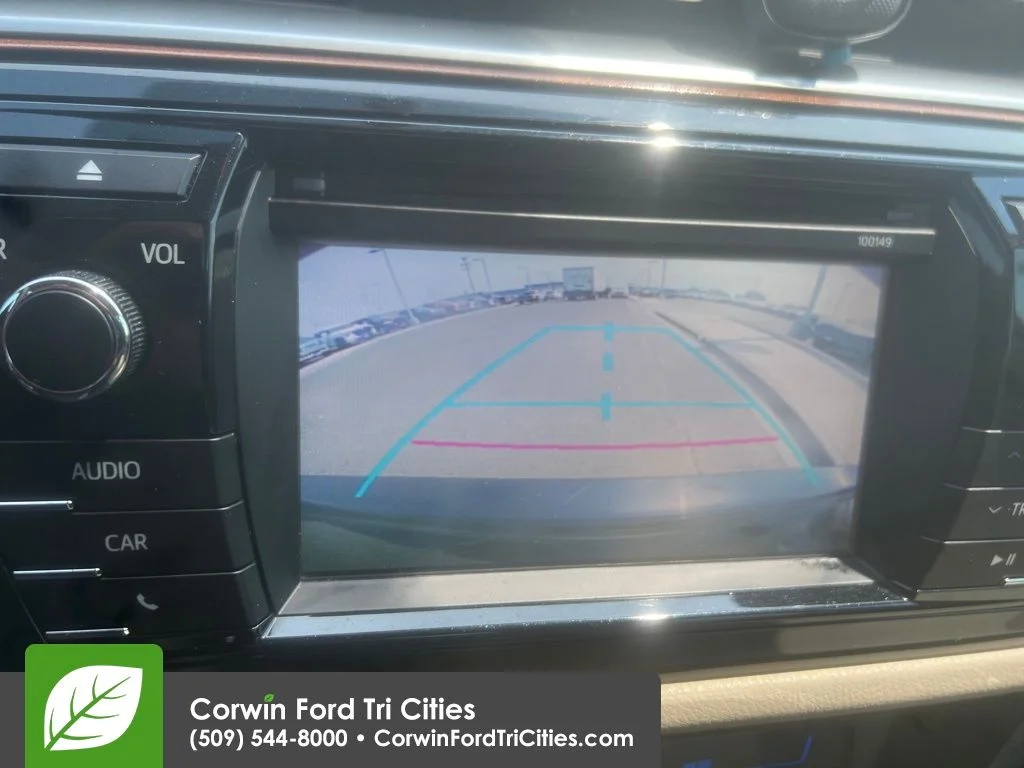 Used 2015 Toyota Corolla LE with VIN 2T1BURHE1FC365402 for sale in Pasco, WA
