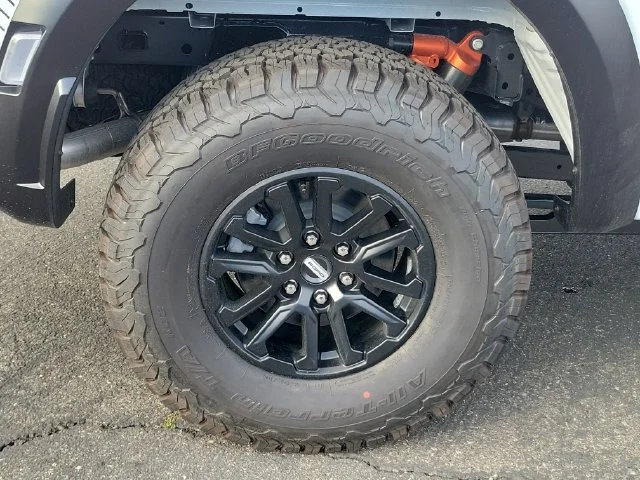 New 2026 Oxford White Ford Raptor image 5