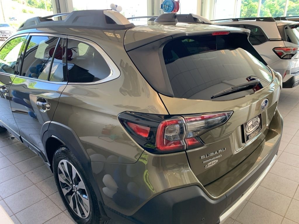 2023 Subaru Outback Touring - Photo 13