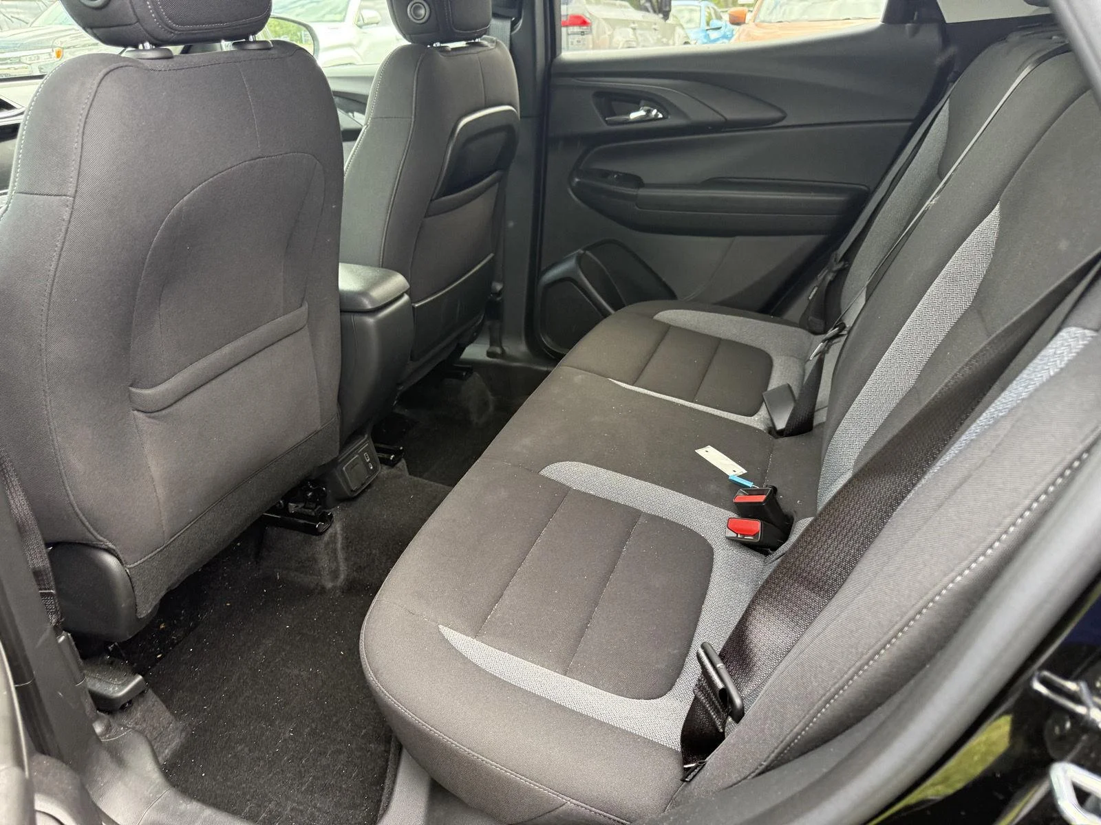 Used 2023 MOSAIC BLACK METALLIC Chevrolet LT image 8