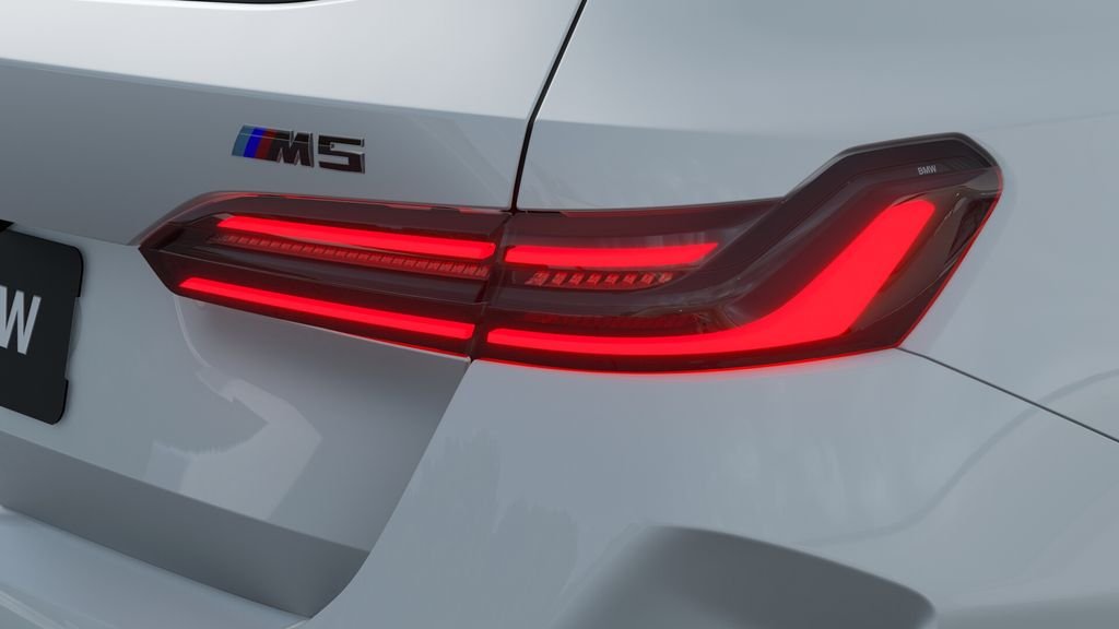New 2027 Alpine White BMW Base image 35