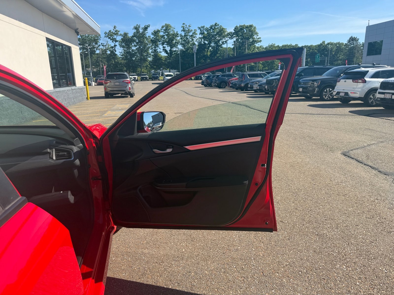 Used 2016 Red Honda LX image 29