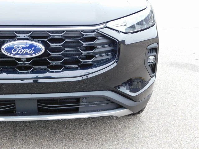 New 2026 Agate Black Metallic Ford ST-Line Select image 9
