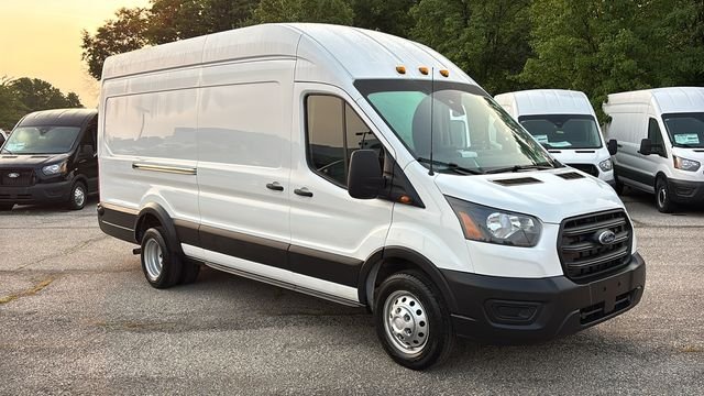 Used 2020 Oxford White Ford Base image 26