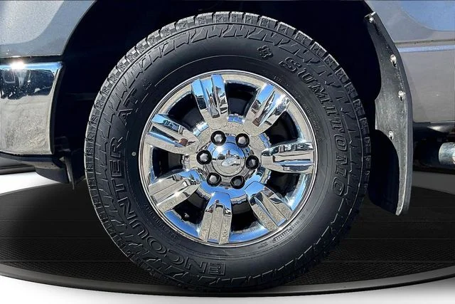 Used 2013 Gray Ford XLT image 31