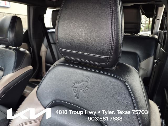 Used 2024 White Ford Wildtrak image 21
