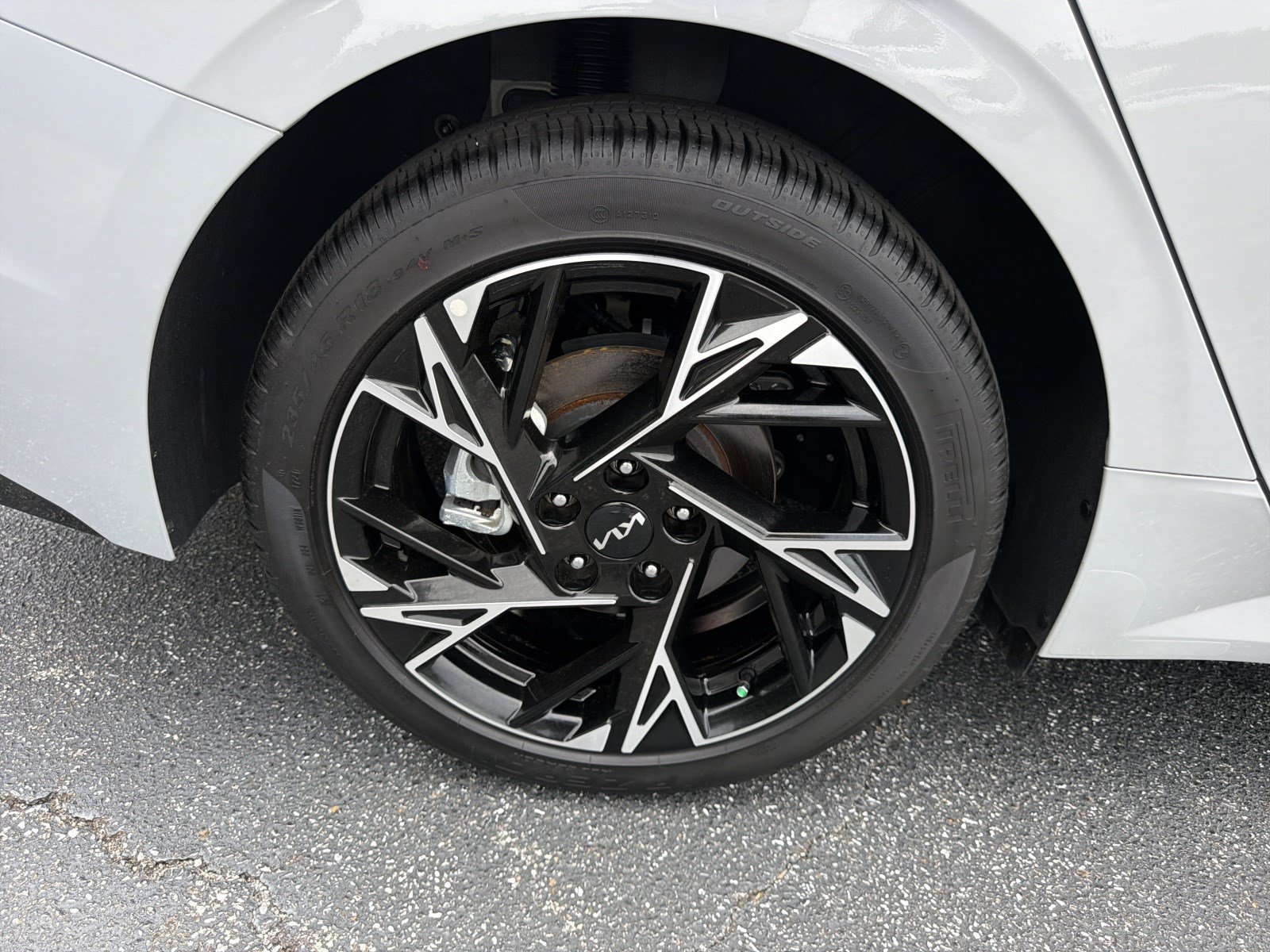 2025 Kia K5 GT-Line - Photo 17