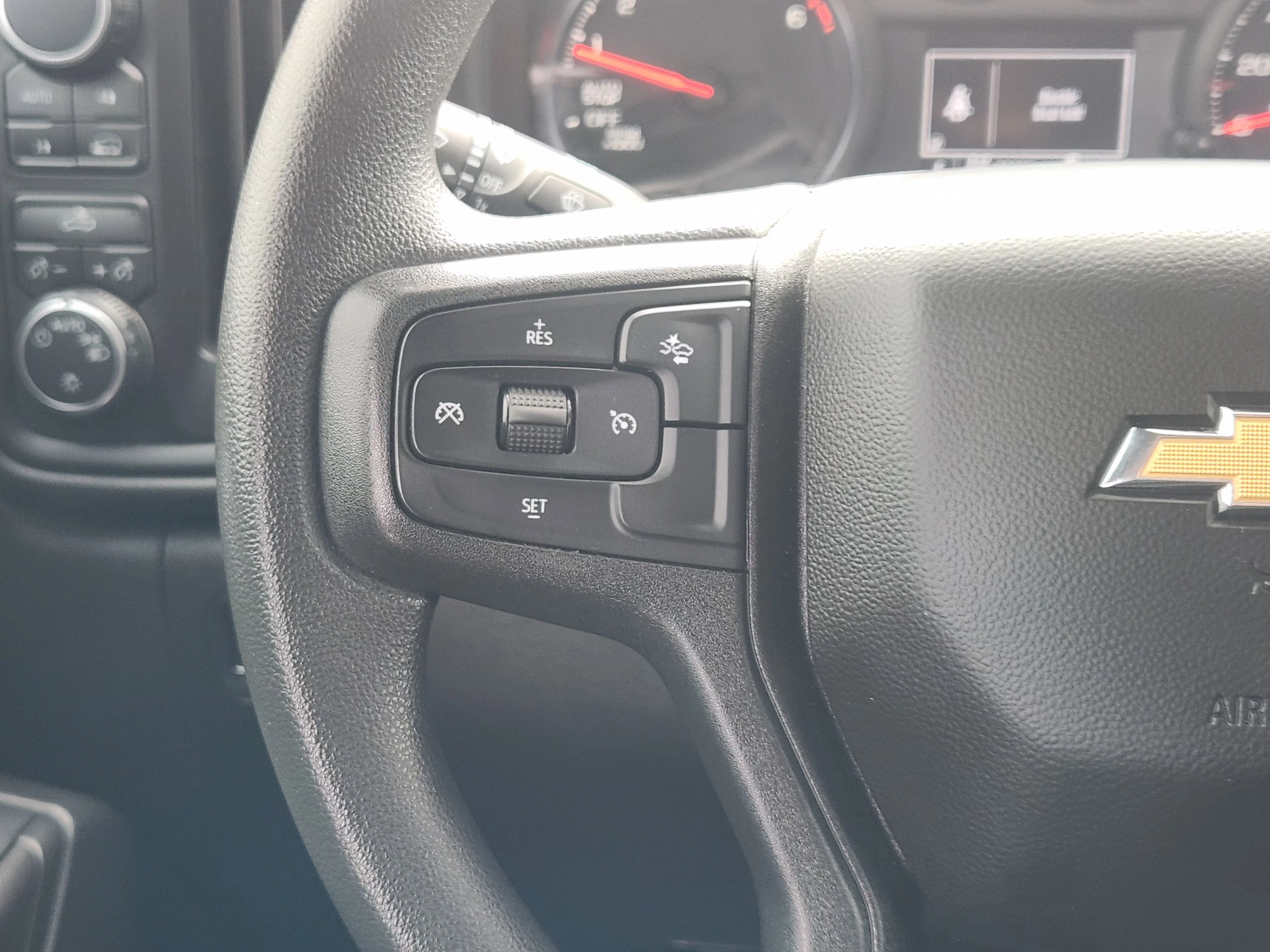 Used 2023 Summit White Chevrolet Custom image 27
