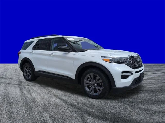 Certified Used 2024 2024 FORD EXPLORER XLT Ford XLT image 2