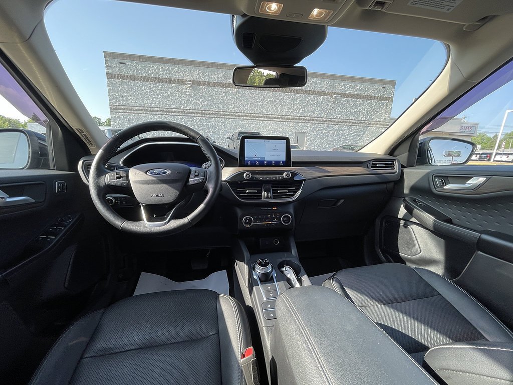Used 2020 Agate Black Metallic Ford Titanium image 24
