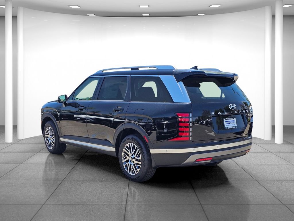 New 2026 Black Hyundai SEL Premium image 4