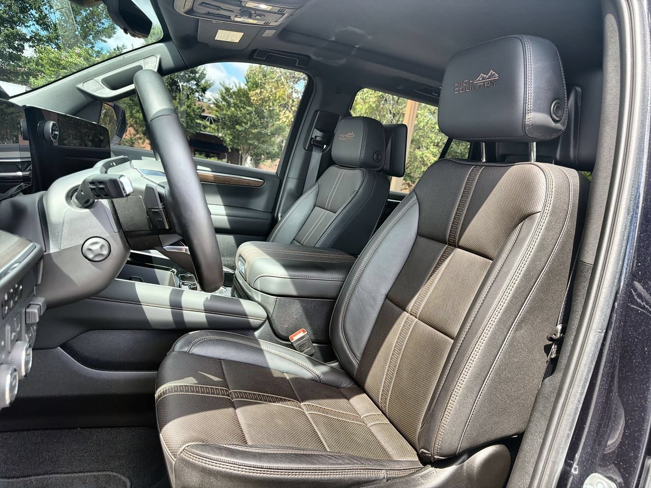 Used 2025 Dark Ash Metallic Chevrolet High Country image 16