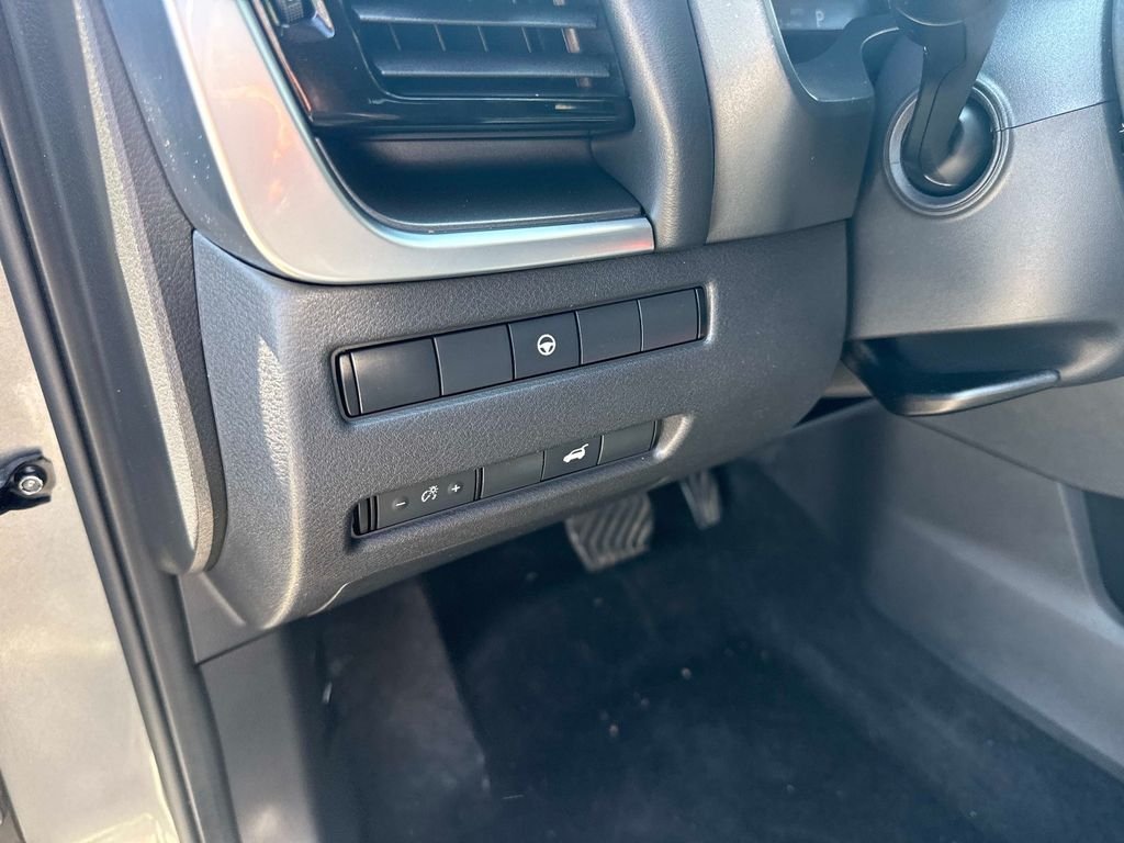 Used 2021 Gray Nissan SV image 21