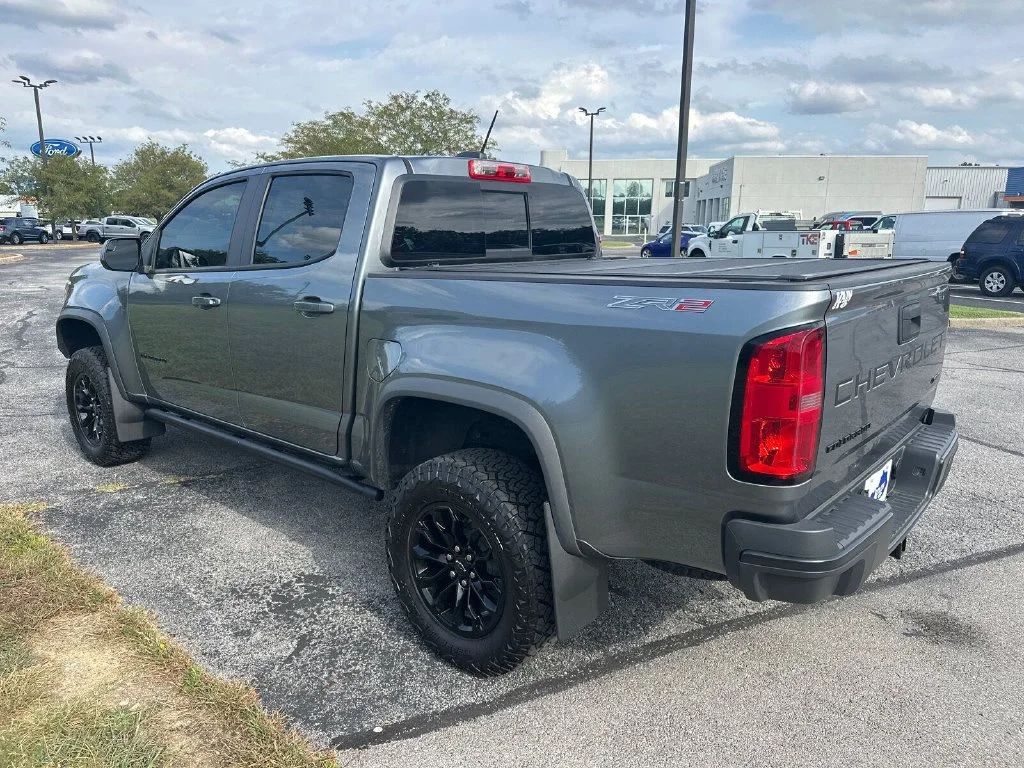 Used 2021 Gray Chevrolet ZR2 image 12