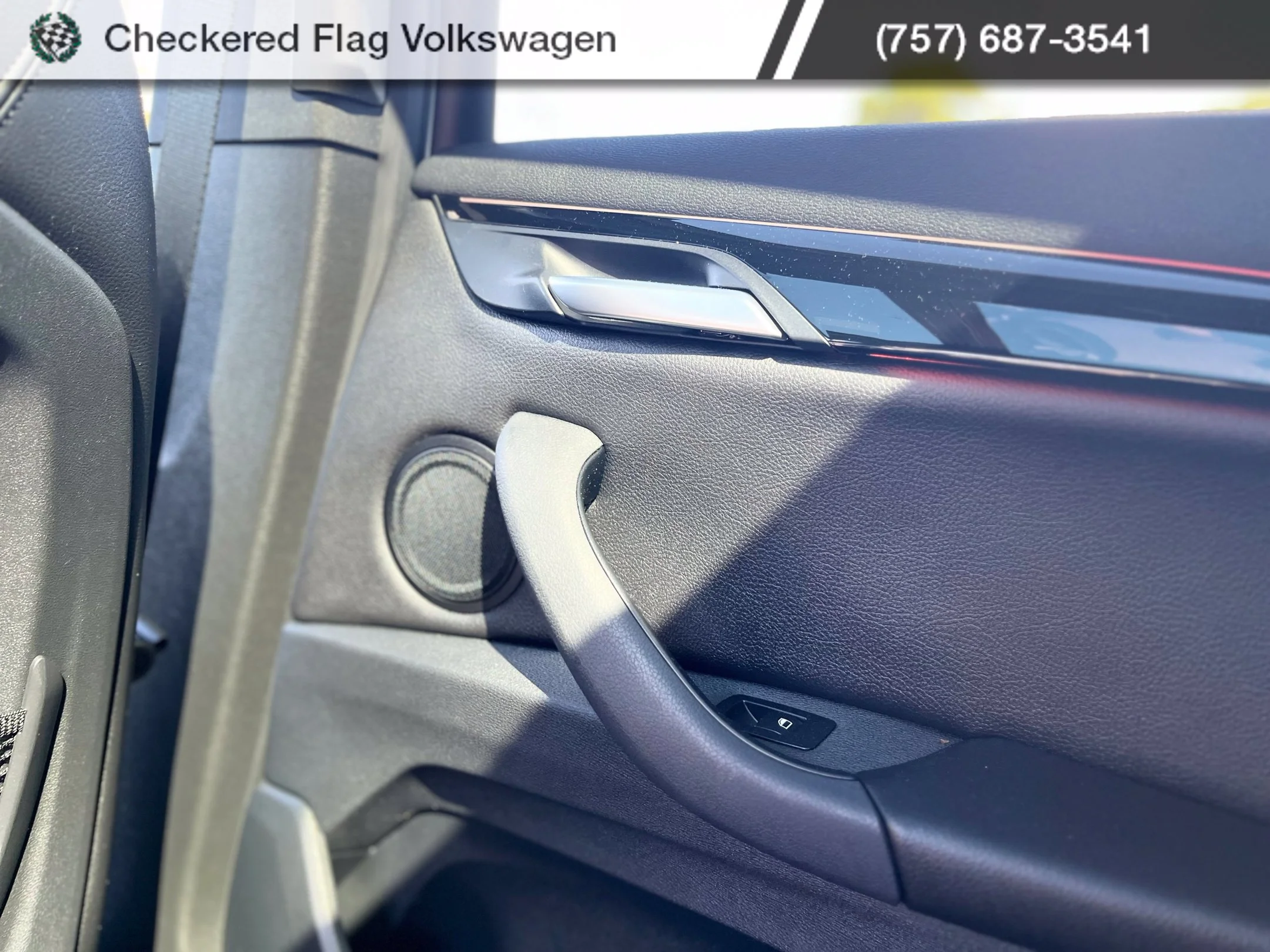 Used 2020 Alpine White BMW xDrive28i image 29