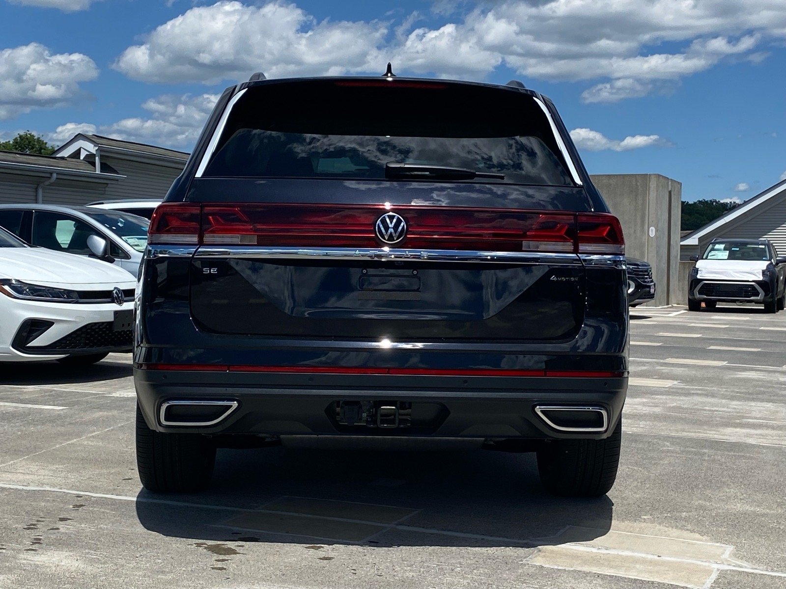 New 2026 Black Volkswagen 2.0T SE w/Technology image 4