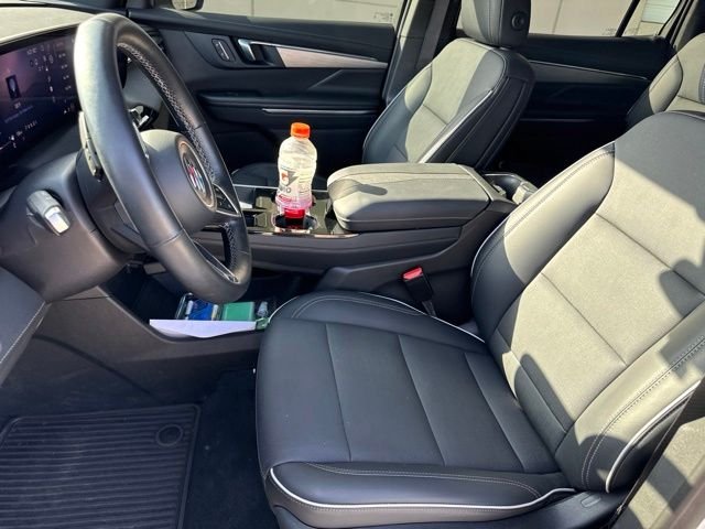 Used 2025 White Buick Preferred image 9