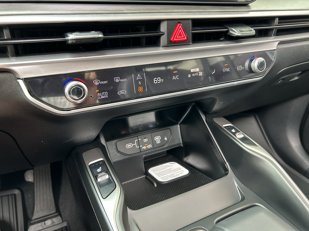 New 2026 Jungle Green Kia X-Line EX AWD image 21