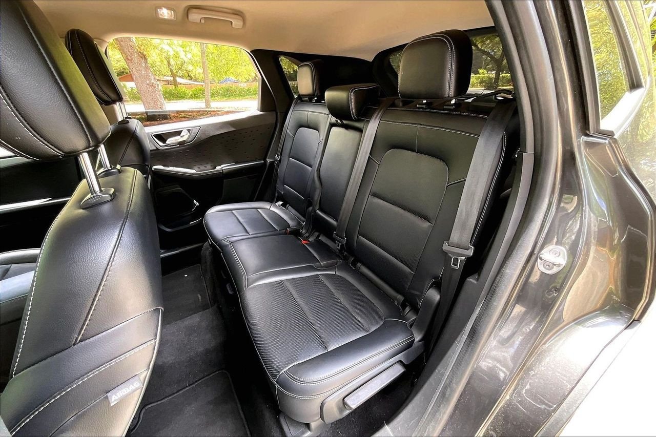 Used 2020 Gray Ford SEL image 19