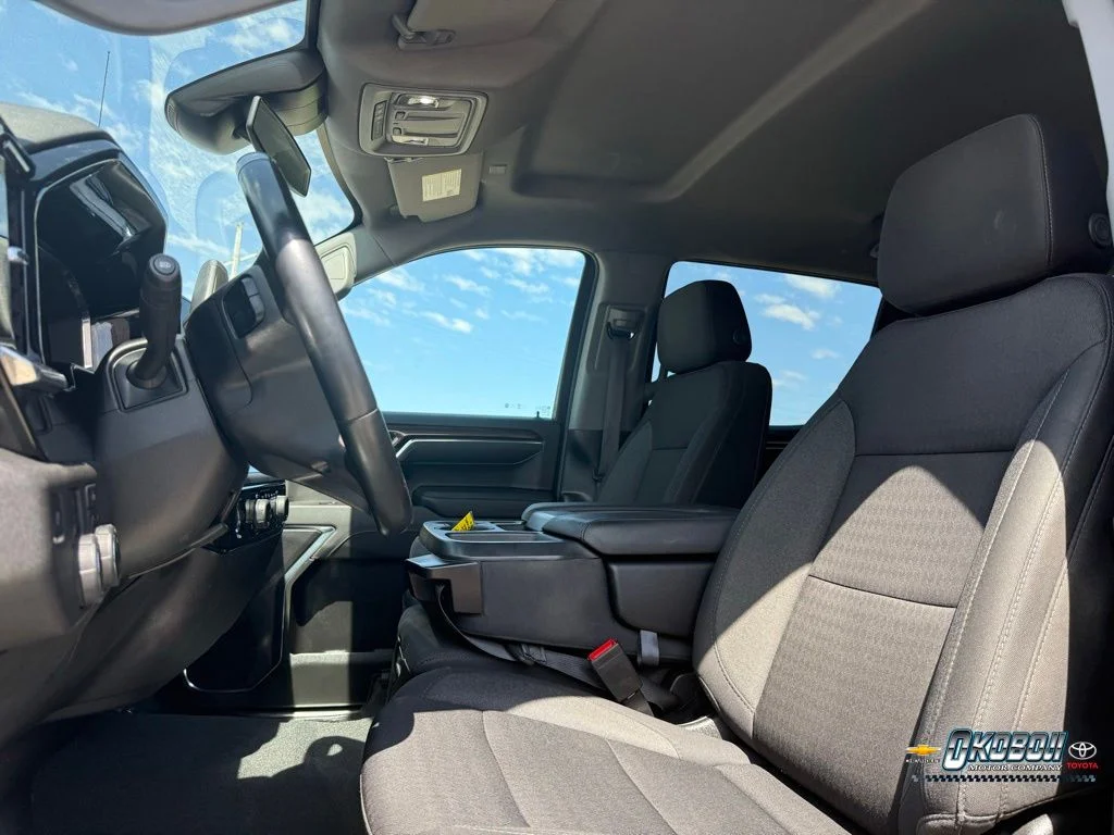 Used 2023 Gray Chevrolet LT image 13