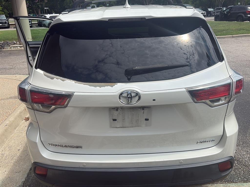Used 2014 WHITE TOYOTA  image 14