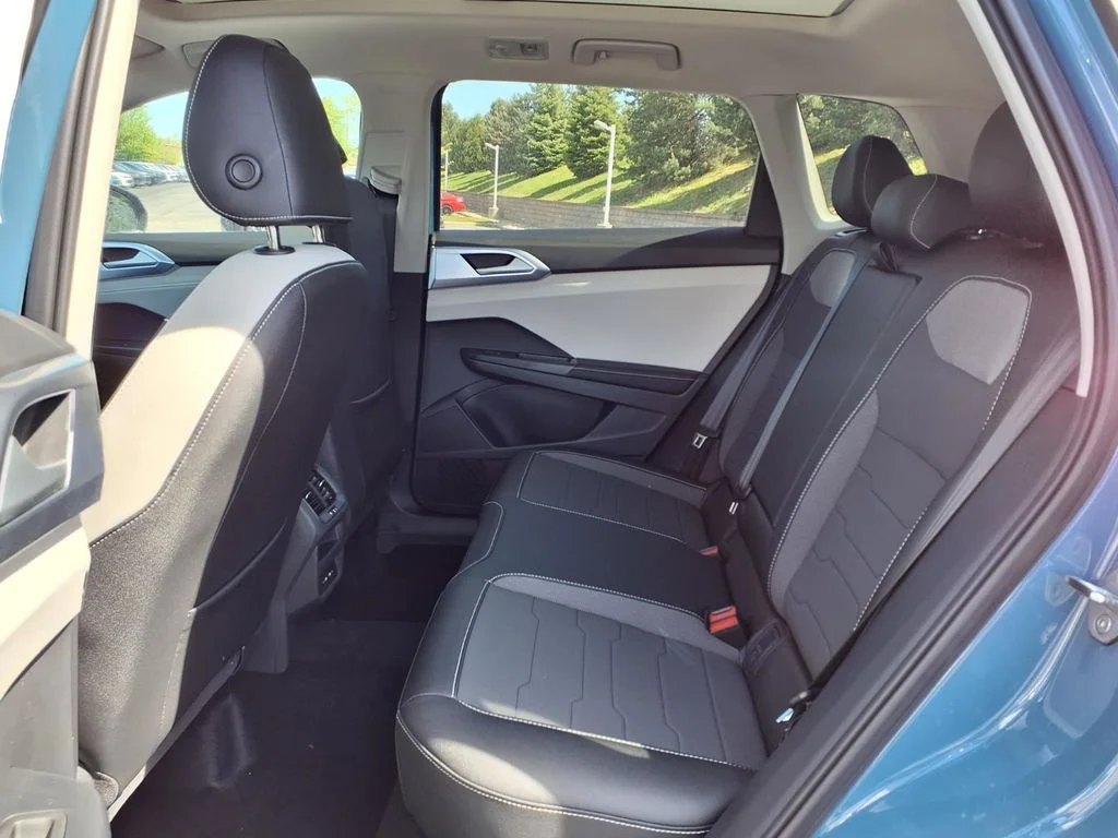 New 2026 Monterey Blue Pearl Volkswagen 1.5T SE image 19